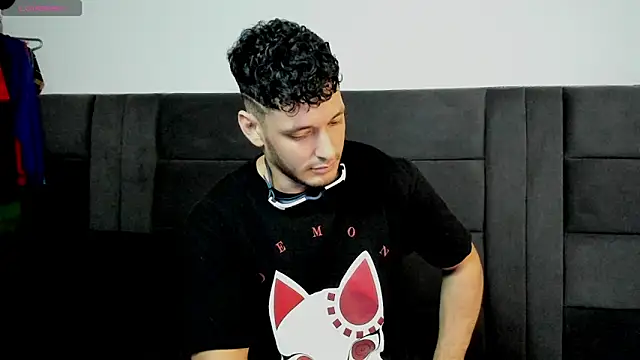 alejandro  2 online show from 04/30/26, 08:57