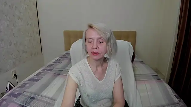 aminalive online show from 09/17/25, 04:30