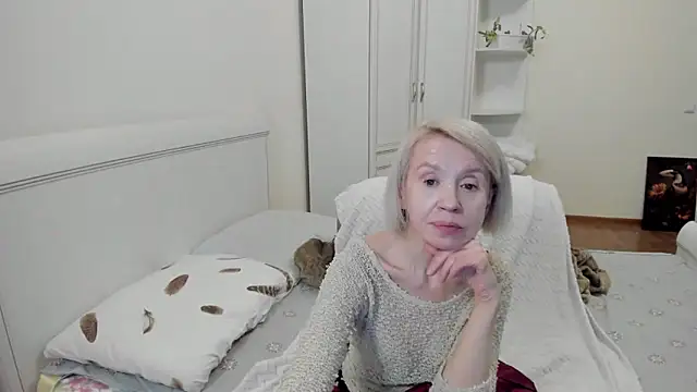 aminalive online show from 12/13/25, 08:04