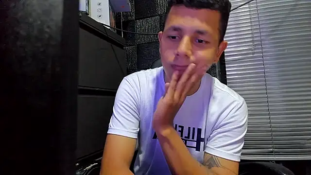 boy bigcock24cm online show from 06/08/26, 10:43