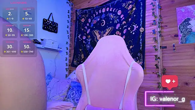 valenor  online show from 09/30/25, 02:16