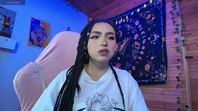 valenor  online show from 11/19/25, 02:55