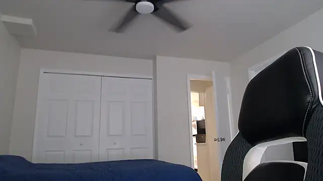 ChrisVacher online show from 09/17/25, 08:43