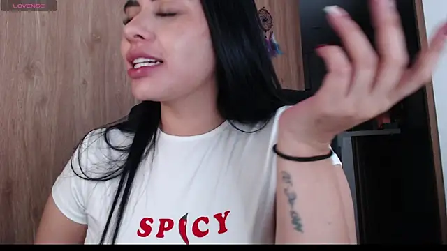 keyn laurent 1 online show from 12/02/25, 02:17