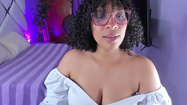 DannaBerry online show from 09/22/25, 06:43