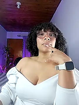 DannaBerry online show from 09/29/25, 04:12