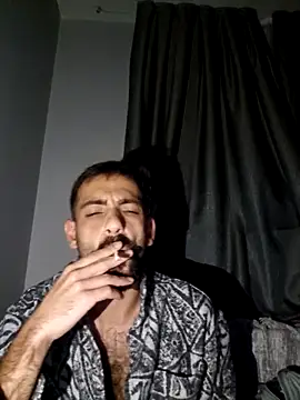 Snapshot of Drkats chatting on 10/18/25, 09:37 Drkats online show from 10/18/25, 09:37