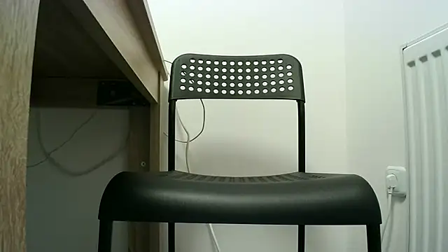 Snapshot of ScalicHat69 chatting on 02/13/26, 07:37 ScalicHat69 online show from 02/13/26, 07:37