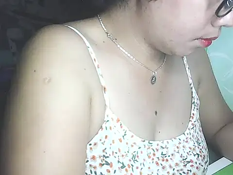 Snapshot of lovely_samxxx24 chatting on 01/14/25, 10:59 lovely samxxx24 online show from 01/14/25, 10:59