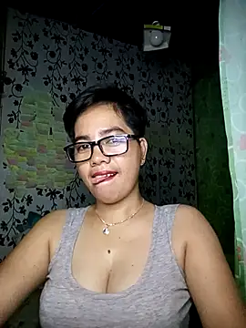 Snapshot of lovely_samxxx24 chatting on 02/08/25, 07:49 lovely samxxx24 online show from 02/08/25, 07:49