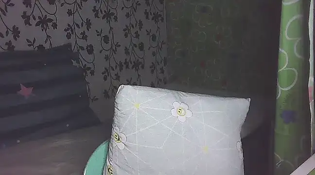 Snapshot of lovely_samxxx24 chatting on 02/23/25, 01:46 lovely samxxx24 online show from 02/23/25, 01:46