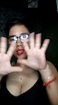 Snapshot of lovely_samxxx24 chatting on 03/07/25, 12:37 lovely samxxx24 online show from 03/07/25, 12:37