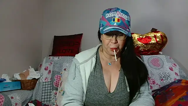 x  KHALEESI  x online show from 12/08/24, 01:56