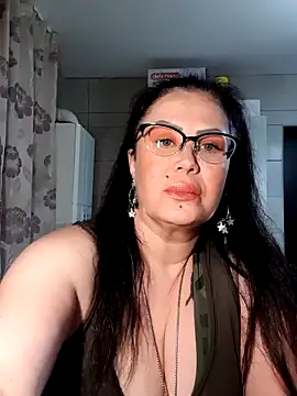 x  KHALEESI  x online show from 01/11/25, 06:12