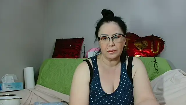 x  KHALEESI  x online show from 01/25/25, 09:04