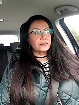 x  KHALEESI  x online show from 10/03/25, 07:49