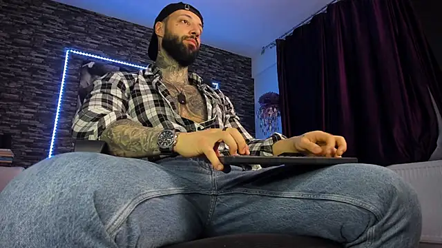 JonahHunt online show from 02/24/25, 10:14