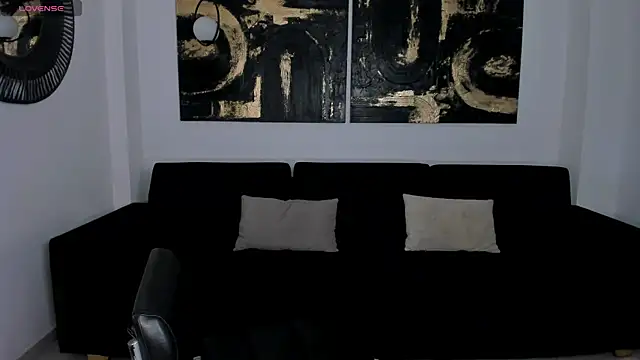 NinaMichelle online show from 05/04/26, 06:37