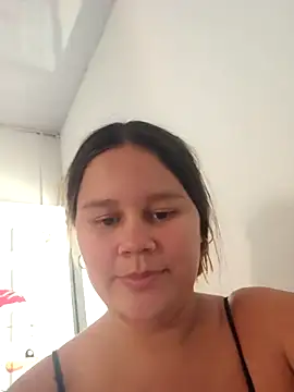 Snapshot of sweet_lucia chatting on 11/02/25, 03:14 sweet lucia online show from 11/02/25, 03:14