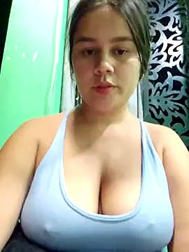 Snapshot of sweet_lucia chatting on 02/23/26, 01:58 sweet lucia online show from 02/23/26, 01:58