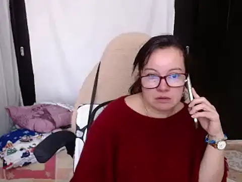 Sonialorens  online show from 12/12/24, 03:48