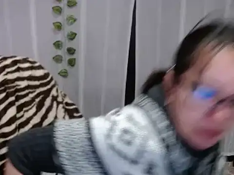 Sonialorens  online show from 02/08/25, 12:28