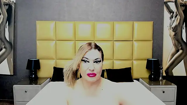 KiraLeila online show from 02/08/25, 05:39