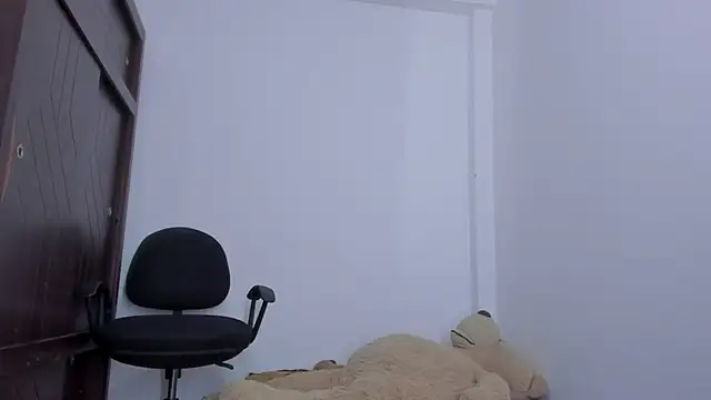 Emma lean online show from 09/25/25, 11:14