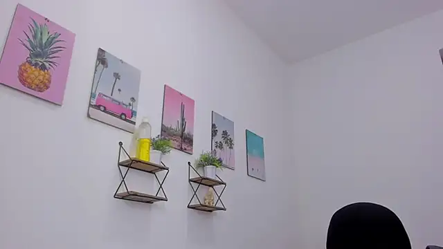 Snapshot of Emma_lean chatting on 12/05/25, 12:03 Emma lean online show from 12/05/25, 12:03