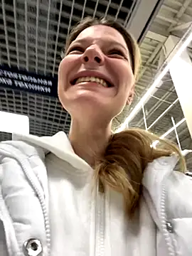 MaryHiggins online show from 10/18/25, 09:10