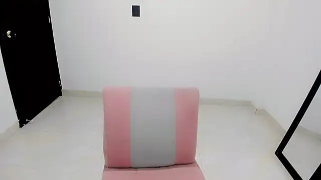 ariakyubi online show from 12/13/24, 08:15