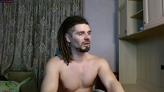 Aestheticguy101 online show from 01/11/25, 02:47