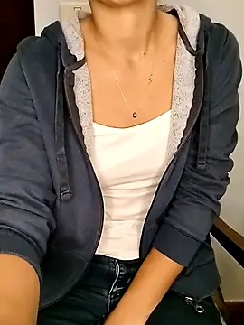 megan2021 online show from 10/14/25, 05:03