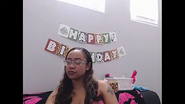 RylHoneyy online show from 03/08/26, 06:55