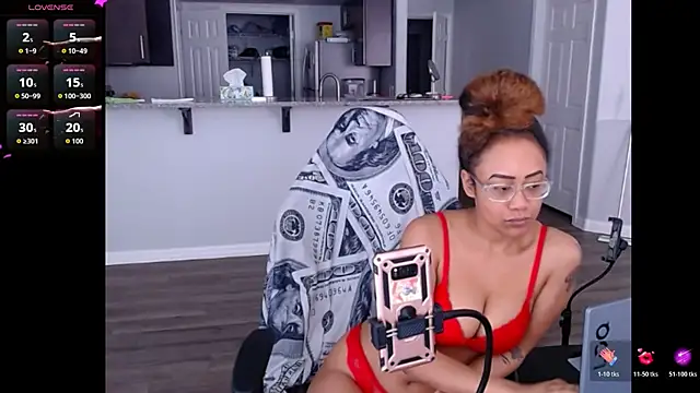 RylHoneyy online show from 06/07/26, 05:27
