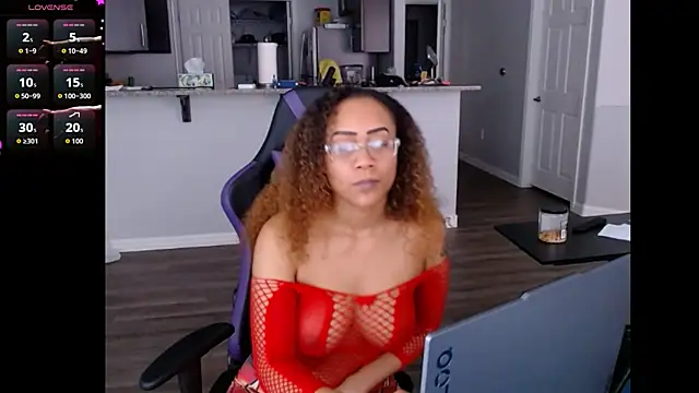 RylHoneyy online show from 07/10/26, 09:17