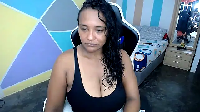 marysol83 online show from 12/05/24, 02:20