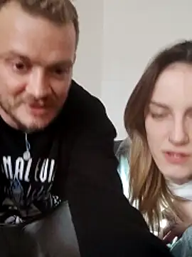 Snapshot of Mia-Sweet2002 chatting on 12/15/25, 10:30 Mia-Sweet2002 online show from 12/15/25, 10:30