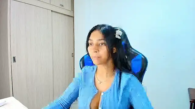 sophiax-x online show from 10/21/25, 01:17