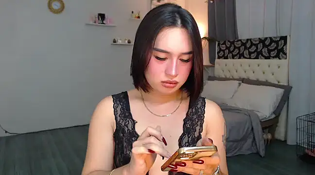 Snapshot of Sexysafarahh chatting on 01/05/25, 04:04 Sexysafarahh online show from 01/05/25, 04:04