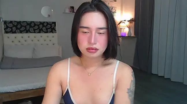 Snapshot of Sexysafarahh chatting on 02/17/25, 04:09 Sexysafarahh online show from 02/17/25, 04:09