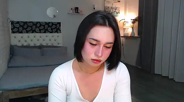 Snapshot of Sexysafarahh chatting on 02/28/25, 07:37 Sexysafarahh online show from 02/28/25, 07:37