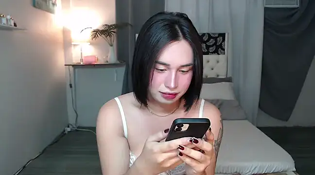 Snapshot of Sexysafarahh chatting on 03/14/25, 02:42 Sexysafarahh online show from 03/14/25, 02:42