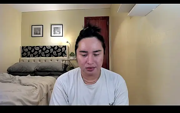 Snapshot of Sexysafarahh chatting on 03/07/26, 03:42 Sexysafarahh online show from 03/07/26, 03:42