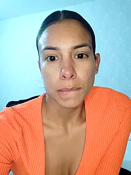 Snapshot of Angelinalombardi_ chatting on 09/19/25, 12:45 Angelinalombardi  online show from 09/19/25, 12:45