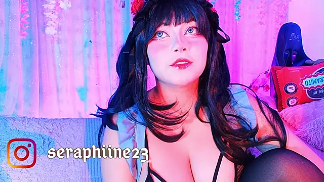 seraphine23 online show from 01/04/25, 03:50