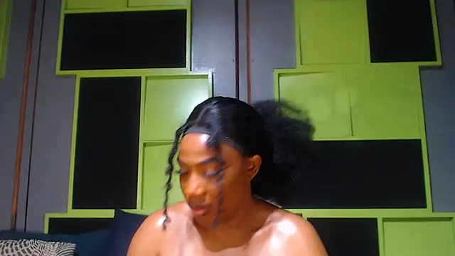 SexyAssDivaxxx online show from 10/19/25, 04:57