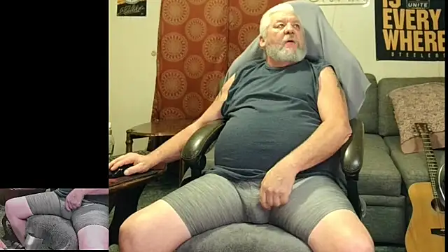 Snapshot of countrydomdaddy chatting on 12/30/24, 12:43 countrydomdaddy online show from 12/30/24, 12:43