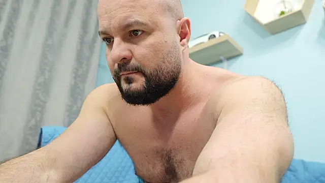 Muscle Bear online show from 02/23/25, 02:25