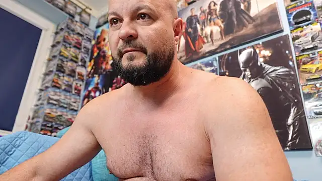 Muscle Bear online show from 06/12/26, 03:27